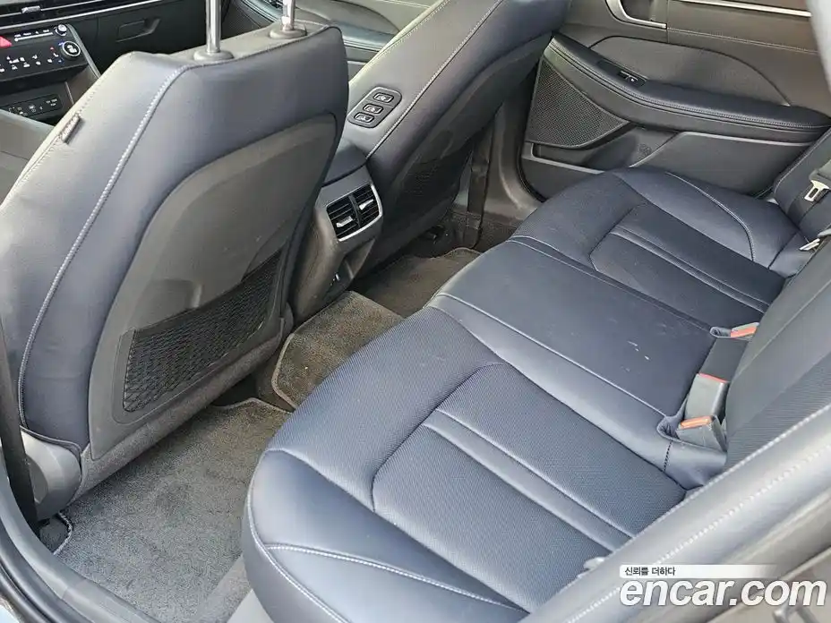 Hyundai Sonata 2024 2.0 автомат (гидро), фото 6