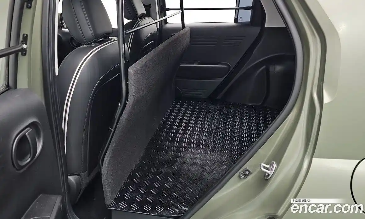 Hyundai Casper 2024 1.0 автомат (гидро), фото 17