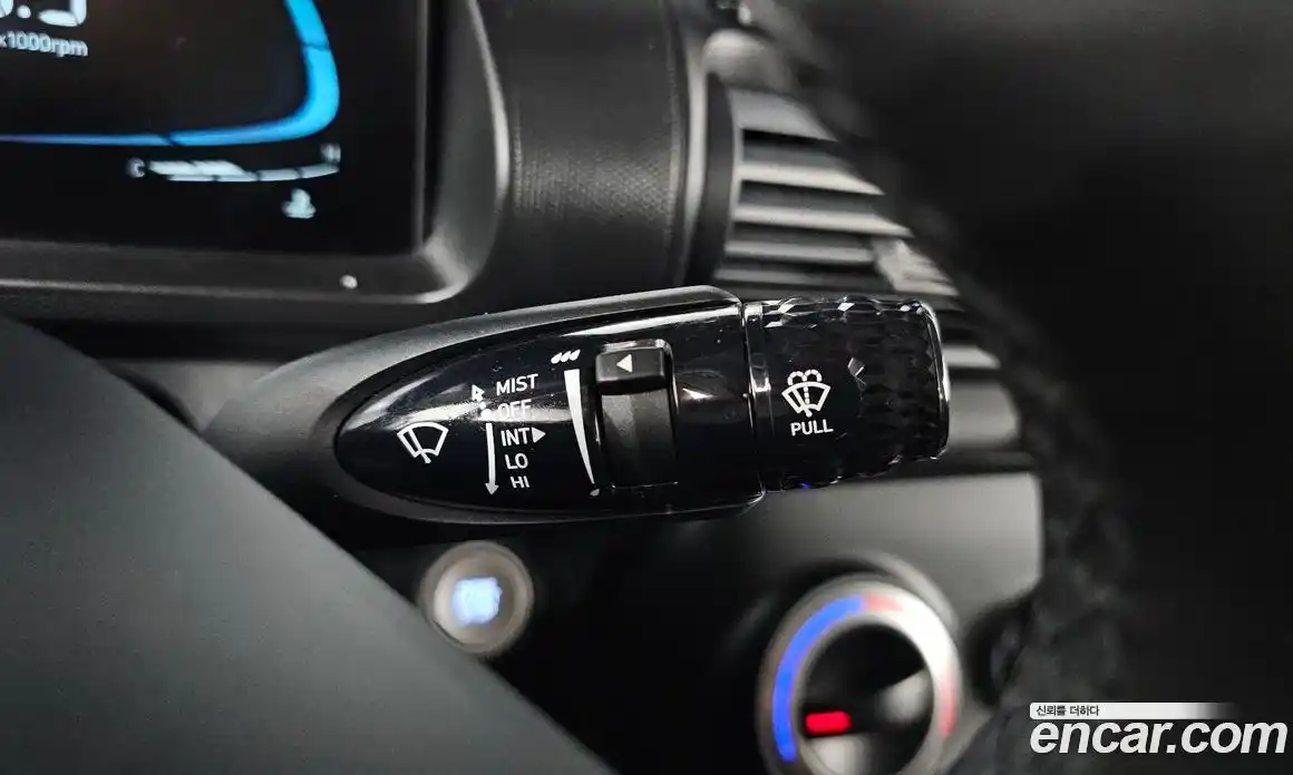 Hyundai Casper 2024 1.0 автомат (гидро), фото 24