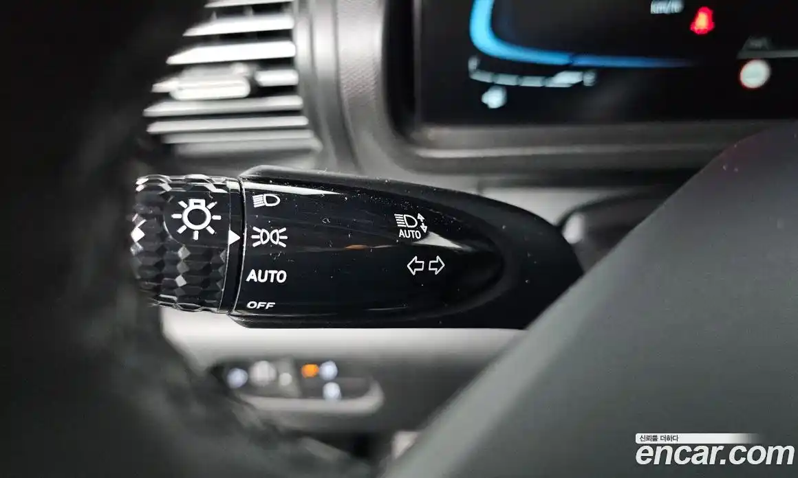 Hyundai Casper 2024 1.0 автомат (гидро), фото 28