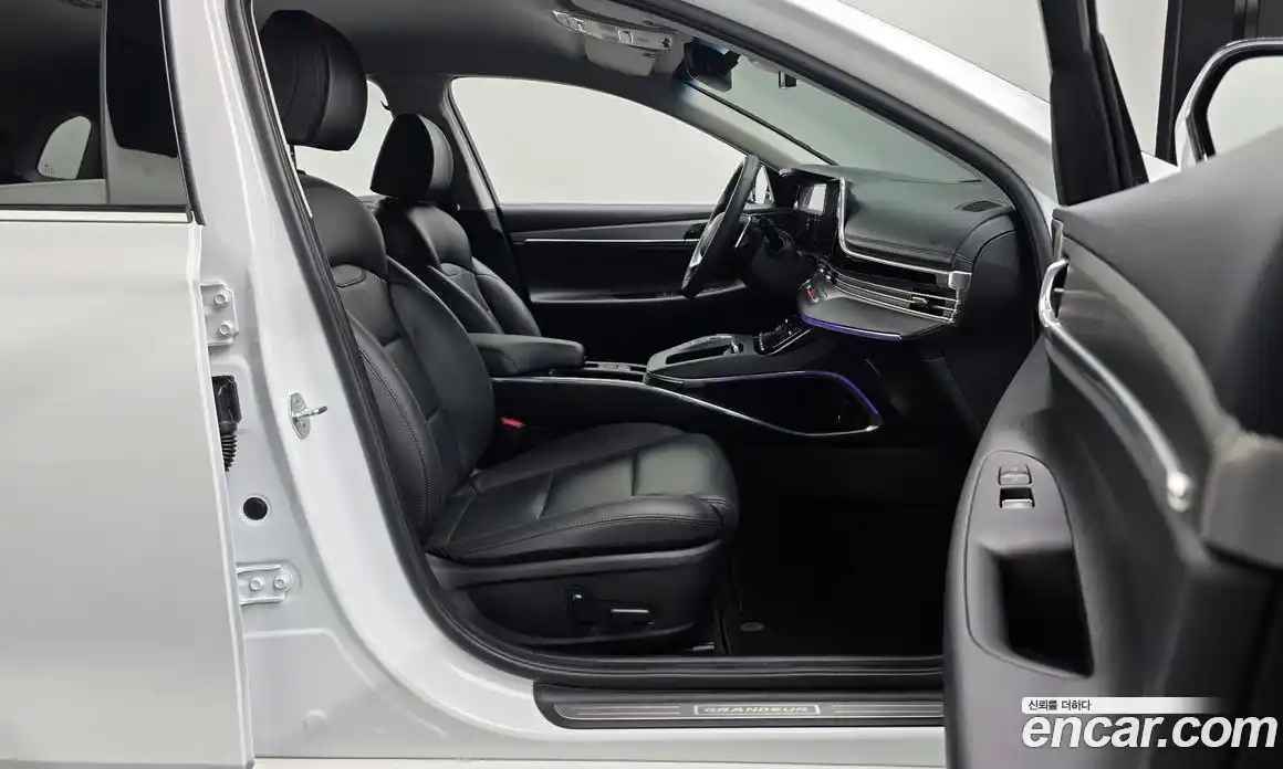 Hyundai Grandeur 2021 2.5 автомат (гидро), фото 15
