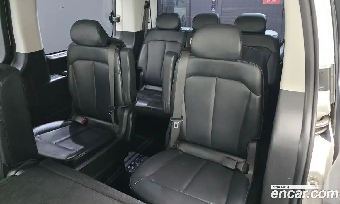 Hyundai Staria 2023 2.2 автомат (гидро), фото 18