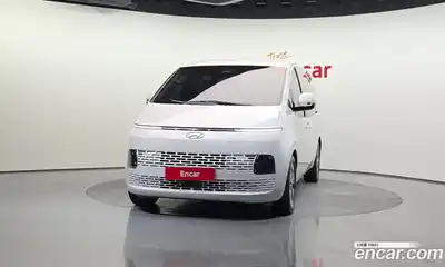 Hyundai Staria 2023 2.2 автомат (гидро), миниатюра 3