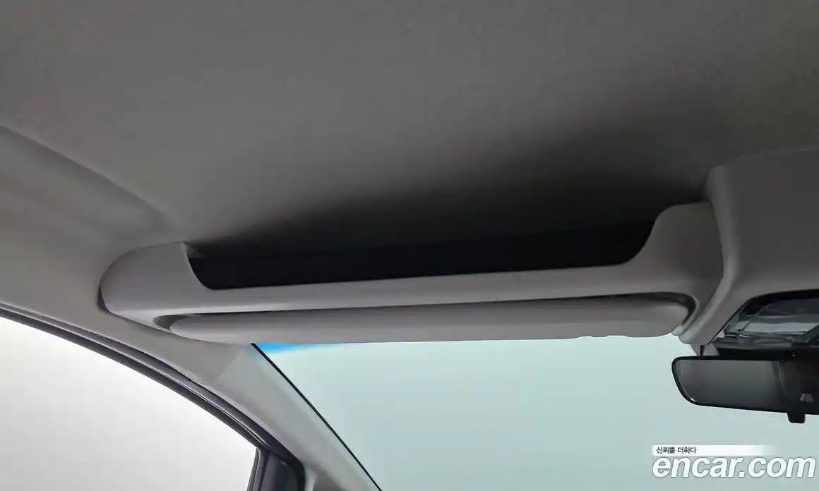 Hyundai Staria 2023 2.2 автомат (гидро), фото 32