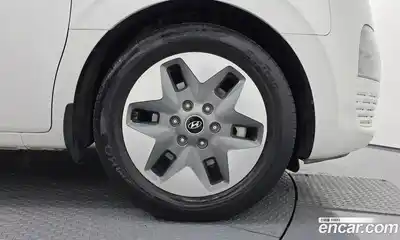 Hyundai Staria 2023 2.2 автомат (гидро), миниатюра 7