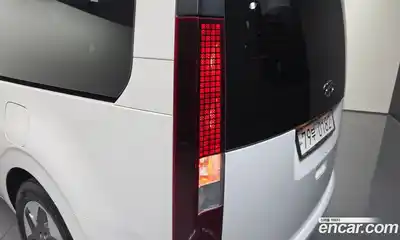 Hyundai Staria 2023 2.2 автомат (гидро), миниатюра 9