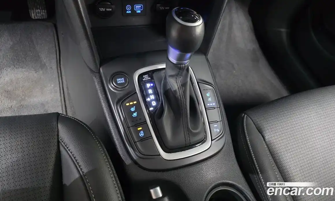 Hyundai Kona 2018 1.6 автомат (гидро), фото 12