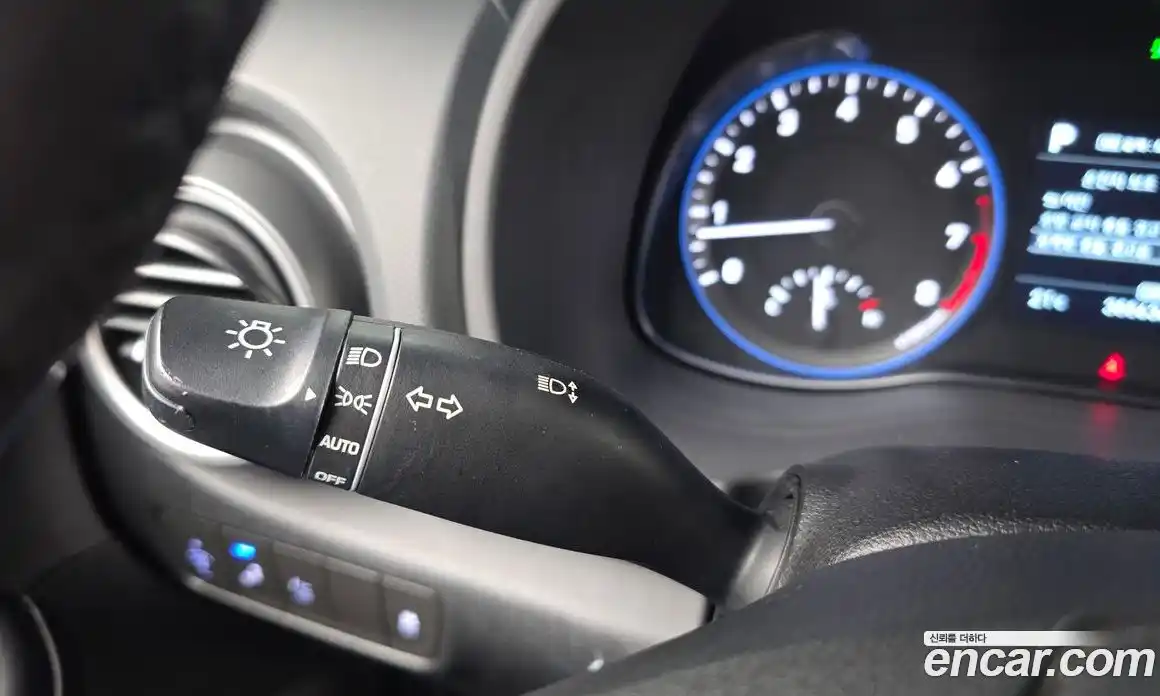 Hyundai Kona 2018 1.6 автомат (гидро), фото 27
