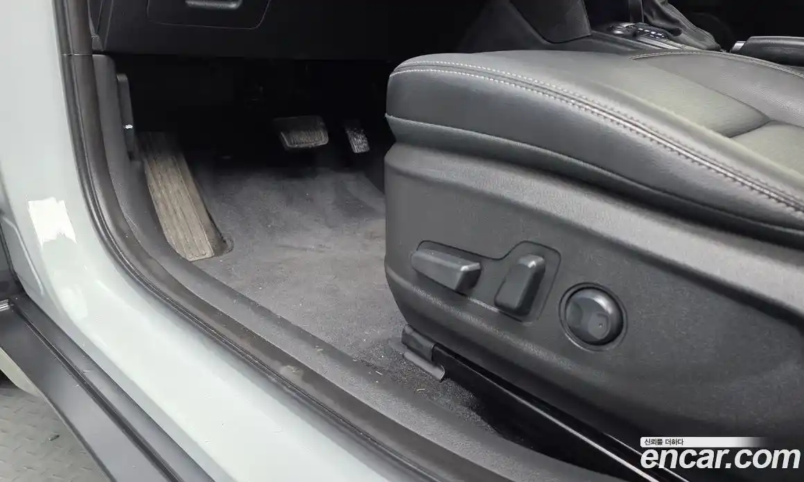 Hyundai Kona 2018 1.6 автомат (гидро), фото 31