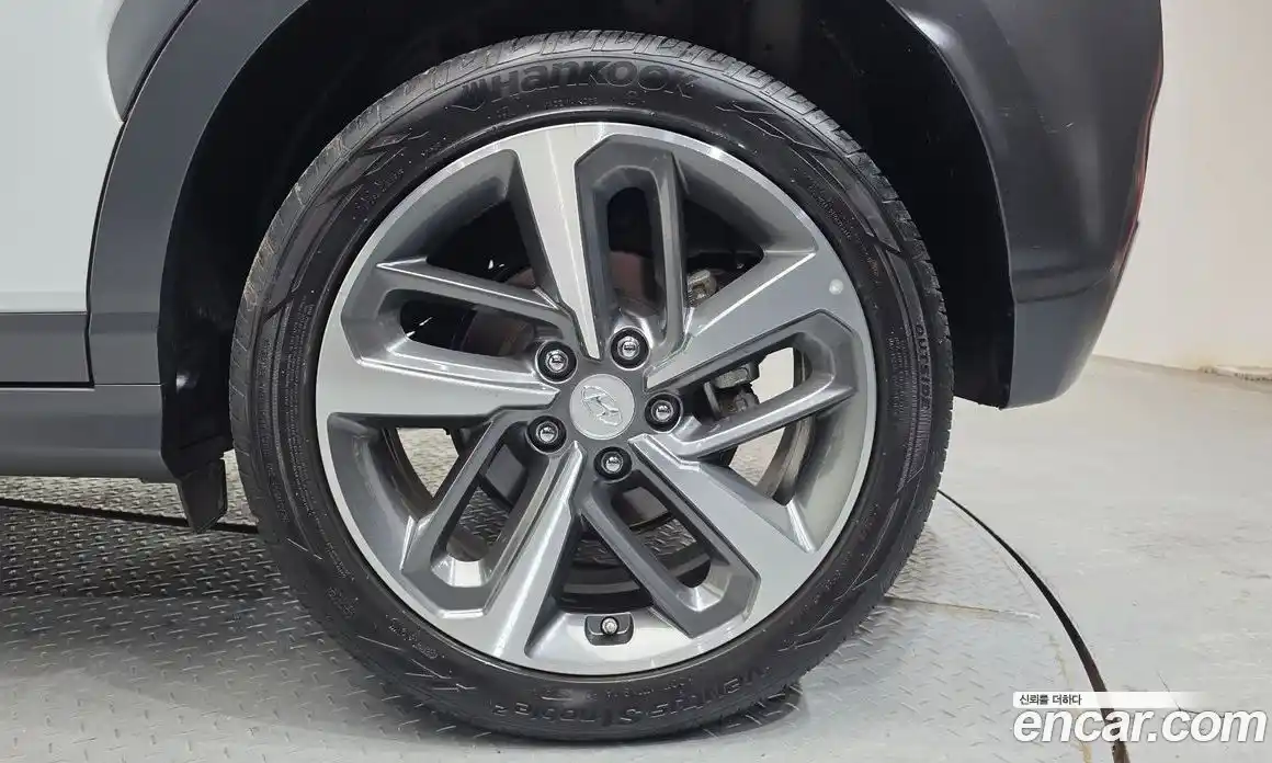 Hyundai Kona 2018 1.6 автомат (гидро), фото 7