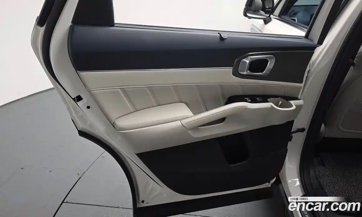 Kia Sorento 2025 1.6 автомат (гидро), фото 14