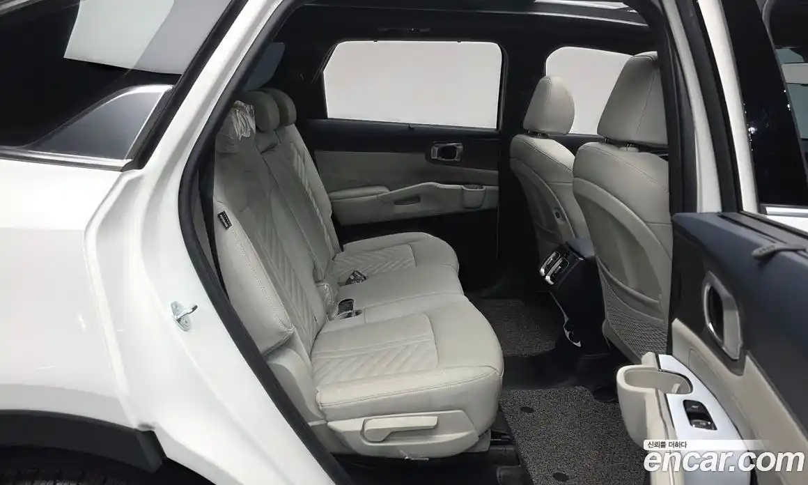 Kia Sorento 2025 1.6 автомат (гидро), фото 17