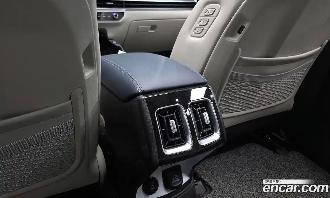 Kia Sorento 2025 1.6 автомат (гидро), фото 32