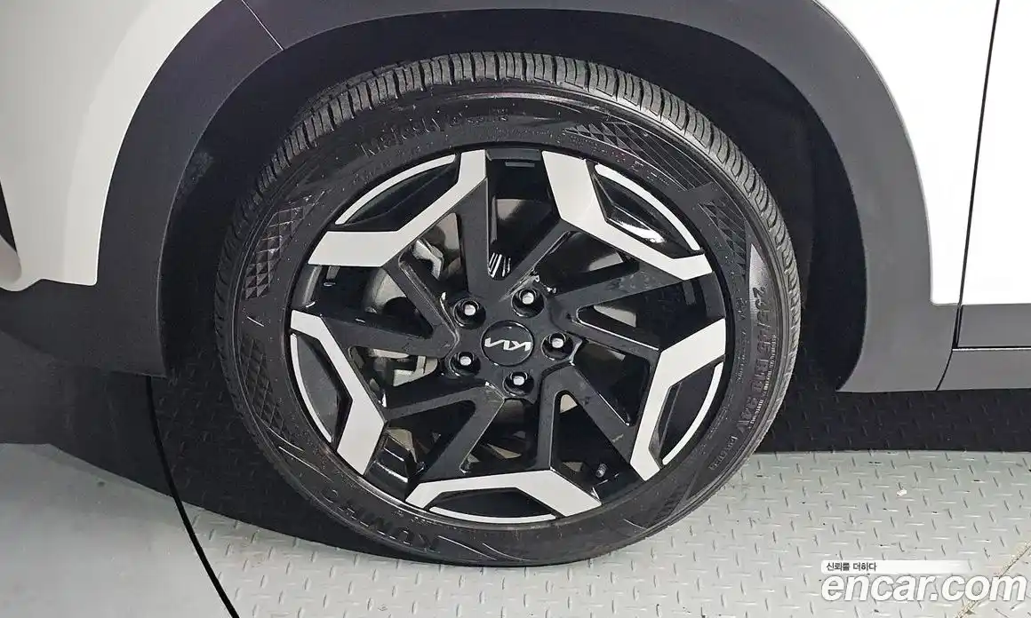 Kia Seltos 2024 1.6 автомат (гидро), фото 5