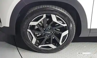 Kia Seltos 2024 1.6 автомат (гидро), миниатюра 5