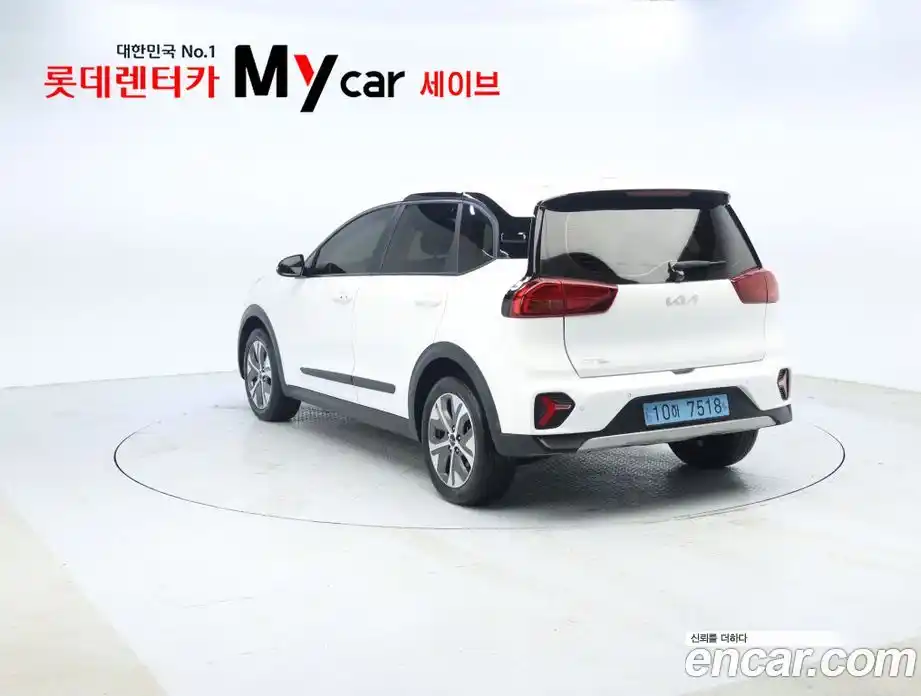 Kia Niro 2022 автомат (гидро), фото 3