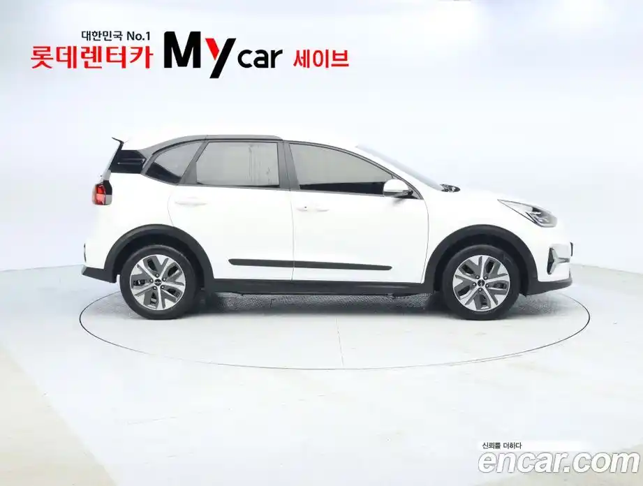 Kia Niro 2022 автомат (гидро), фото 6
