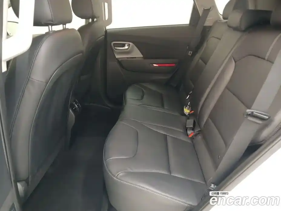 Kia Niro 2022 автомат (гидро), фото 10
