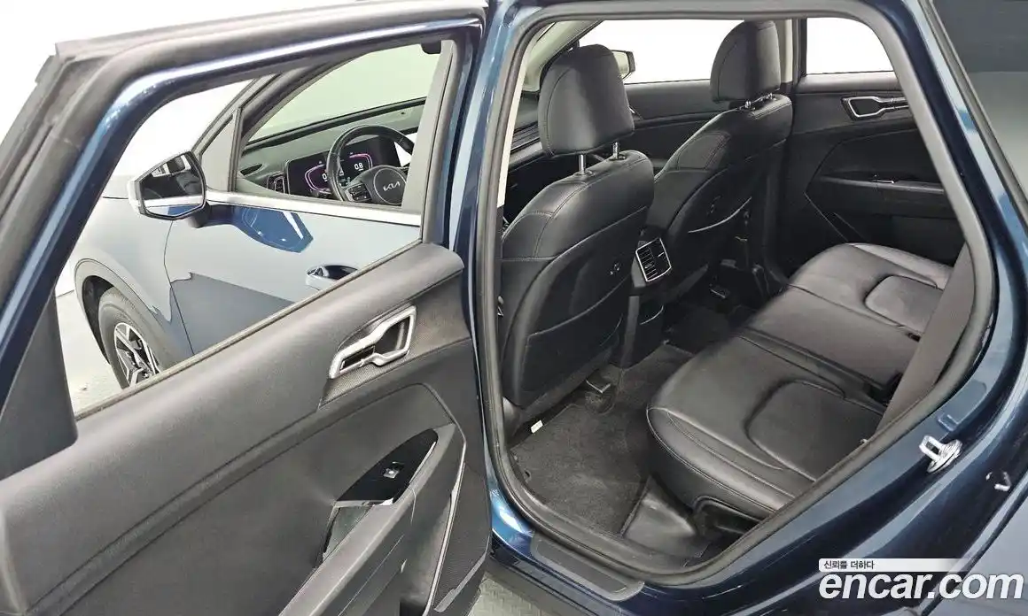 Kia Sportage 2024 2.0 автомат (гидро), фото 16