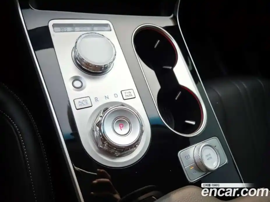 Genesis GV80 2026 2.5 автомат (гидро), фото 9