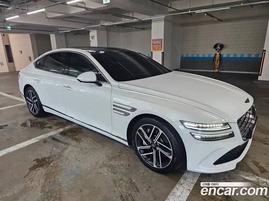 Genesis G80 2024 2.5 автомат (гидро), фото 6