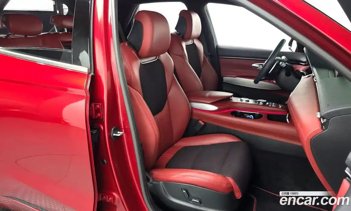 Genesis GV70 2021 2.5 автомат (гидро), фото 16