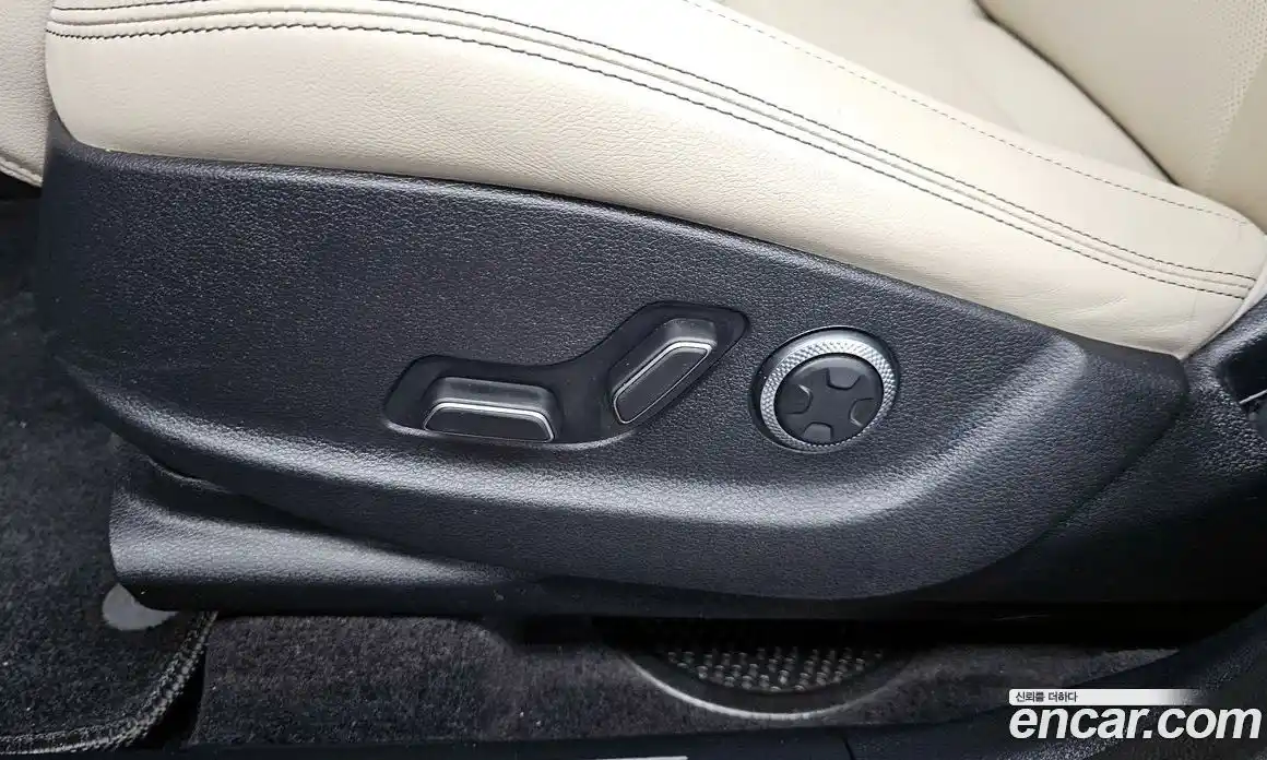 Genesis GV70 2021 2.5 автомат (гидро), фото 31