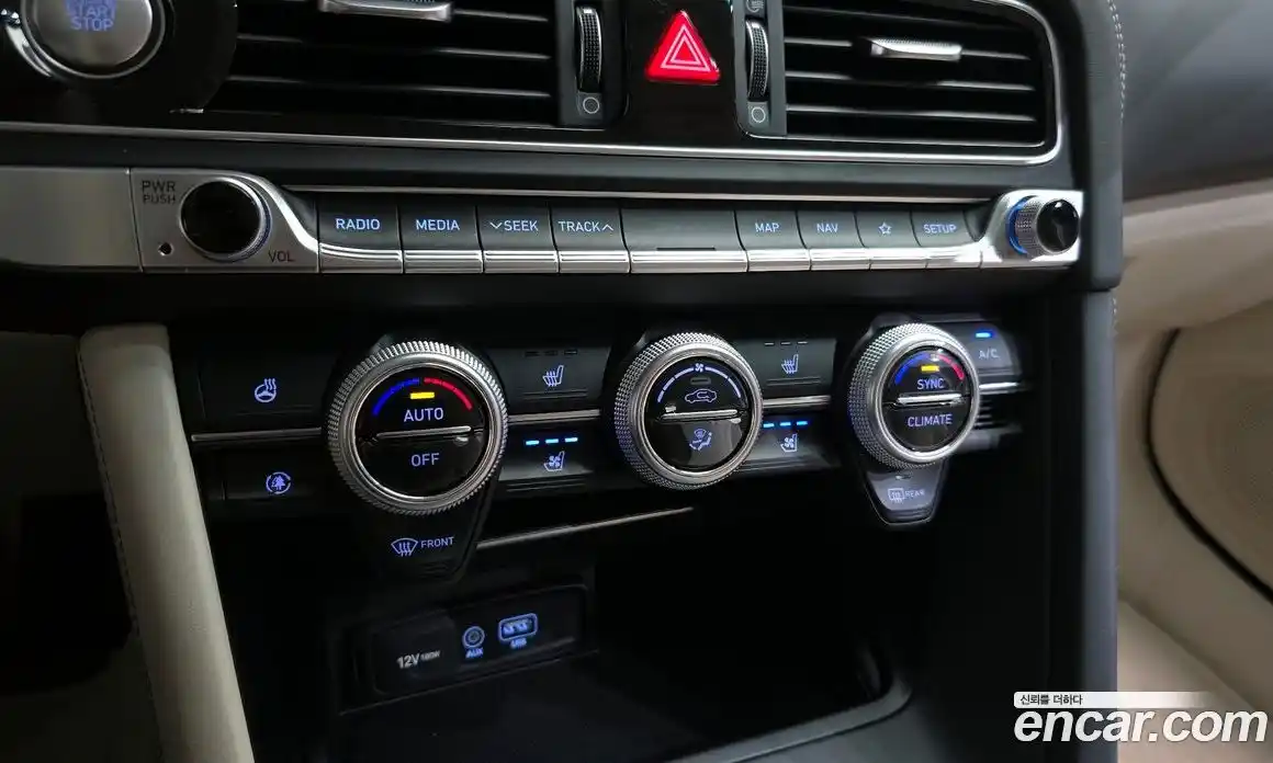 Genesis G70 2019 2.2 автомат (гидро), фото 23