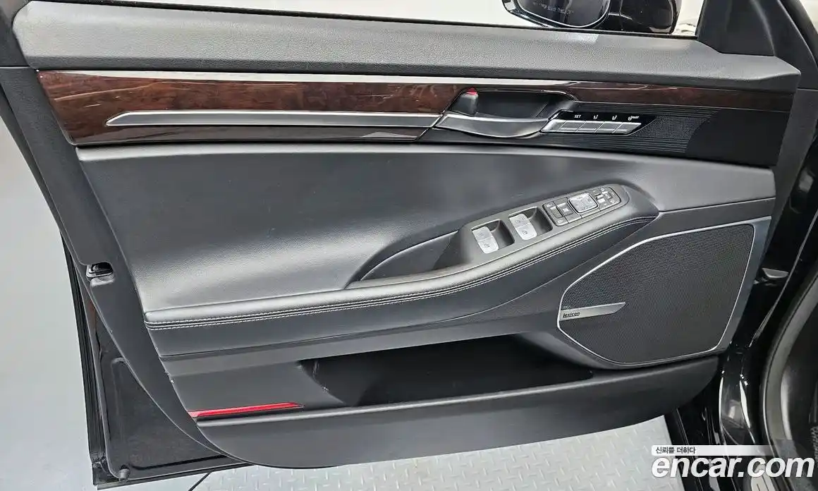 Genesis EQ900 2016 3.8 автомат (гидро), фото 14