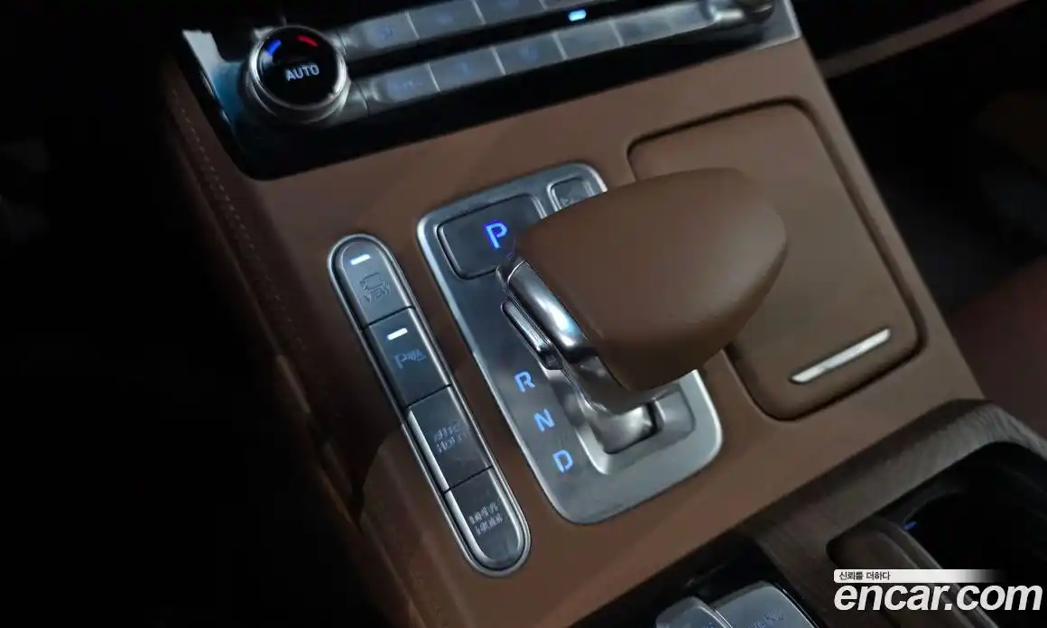 Genesis G90 2020 5.0 автомат (гидро), фото 12