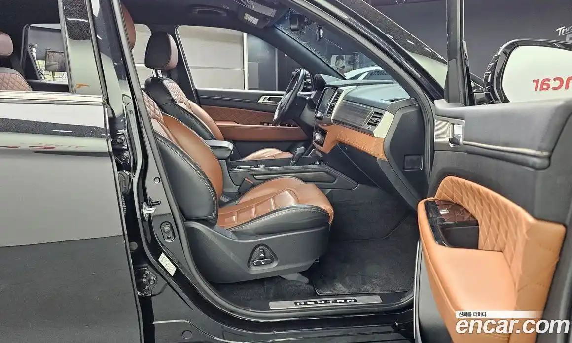 SsangYong Rexton 2018 2.2 автомат (гидро), фото 17