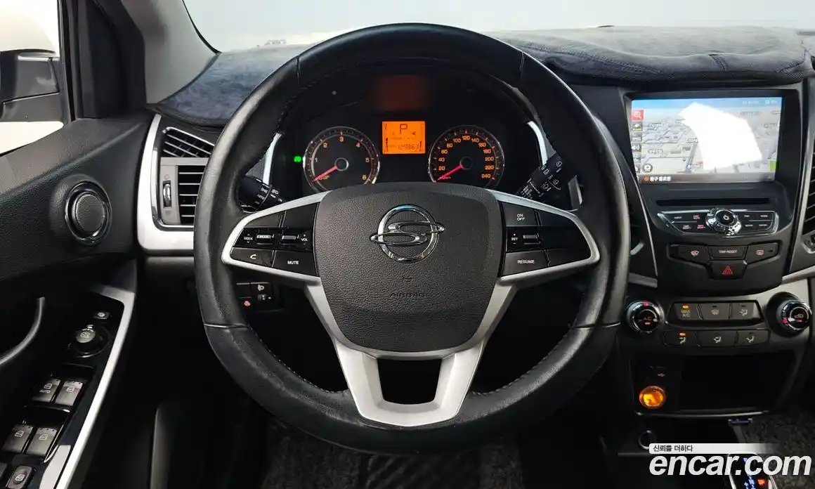 SsangYong Korando 2017 2.2 автомат (гидро), фото 13