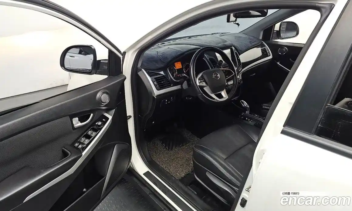 SsangYong Korando 2017 2.2 автомат (гидро), фото 10