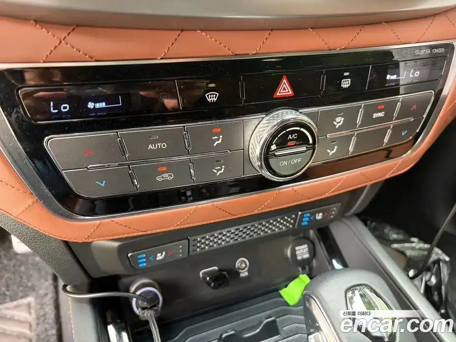 SsangYong Rexton 2017 2.2 автомат (гидро), фото 16