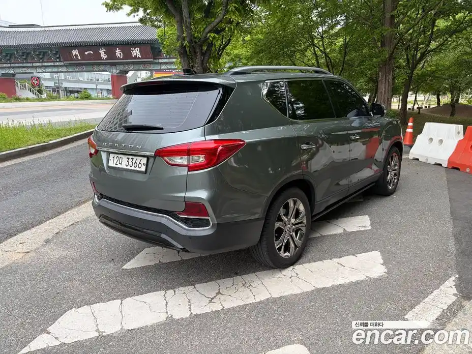 SsangYong Rexton 2017 2.2 автомат (гидро), фото 5