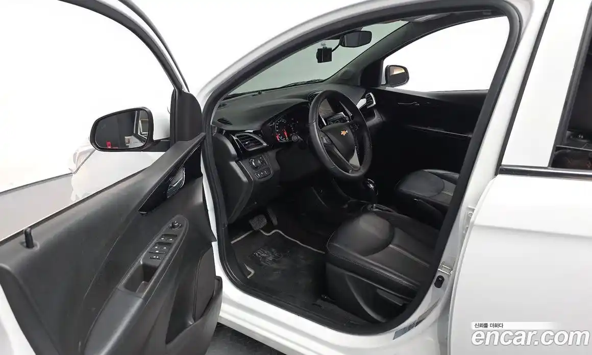 Chevrolet Spark 2021 1.0 автомат (гидро), фото 13