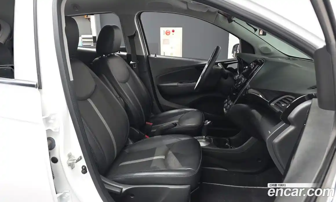 Chevrolet Spark 2021 1.0 автомат (гидро), фото 17
