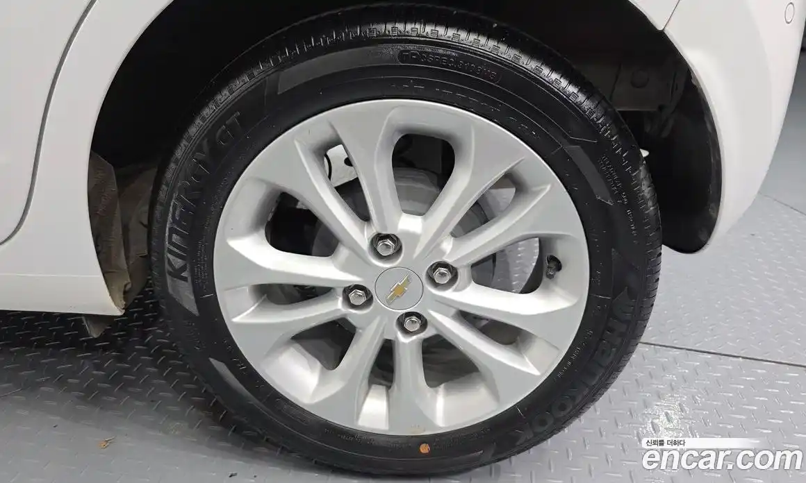 Chevrolet Spark 2021 1.0 автомат (гидро), фото 7