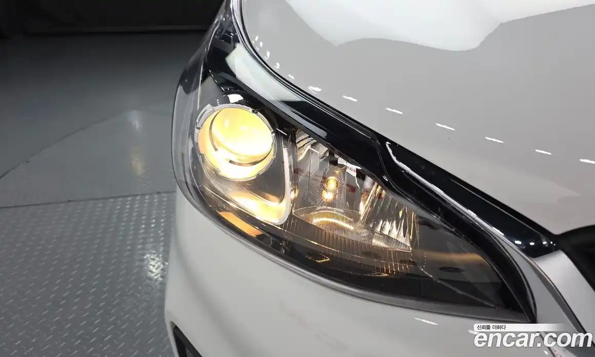 Chevrolet Spark 2021 1.0 автомат (гидро), фото 8