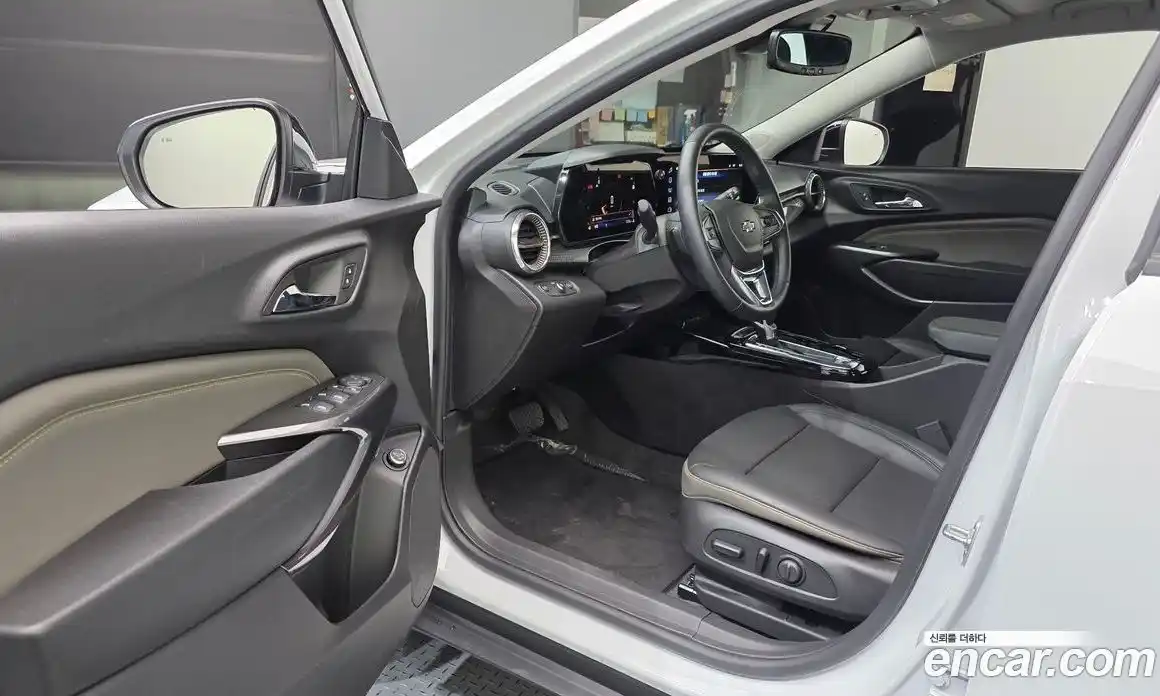 Chevrolet Trax 2024 1.2 автомат (гидро), фото 13