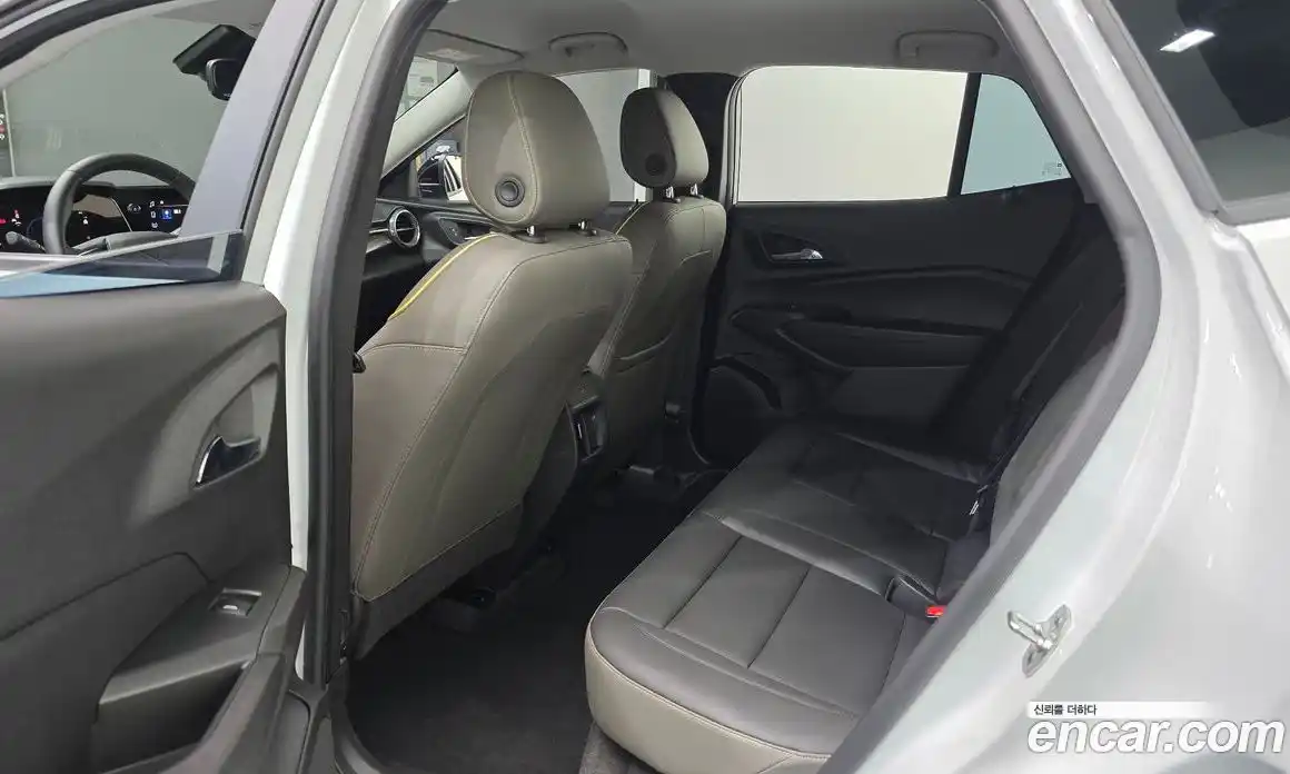 Chevrolet Trax 2024 1.2 автомат (гидро), фото 17
