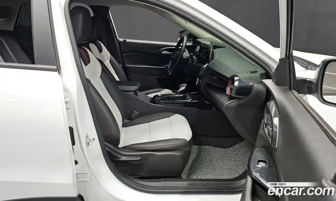 Chevrolet Trax 2024 1.2 автомат (гидро), фото 15