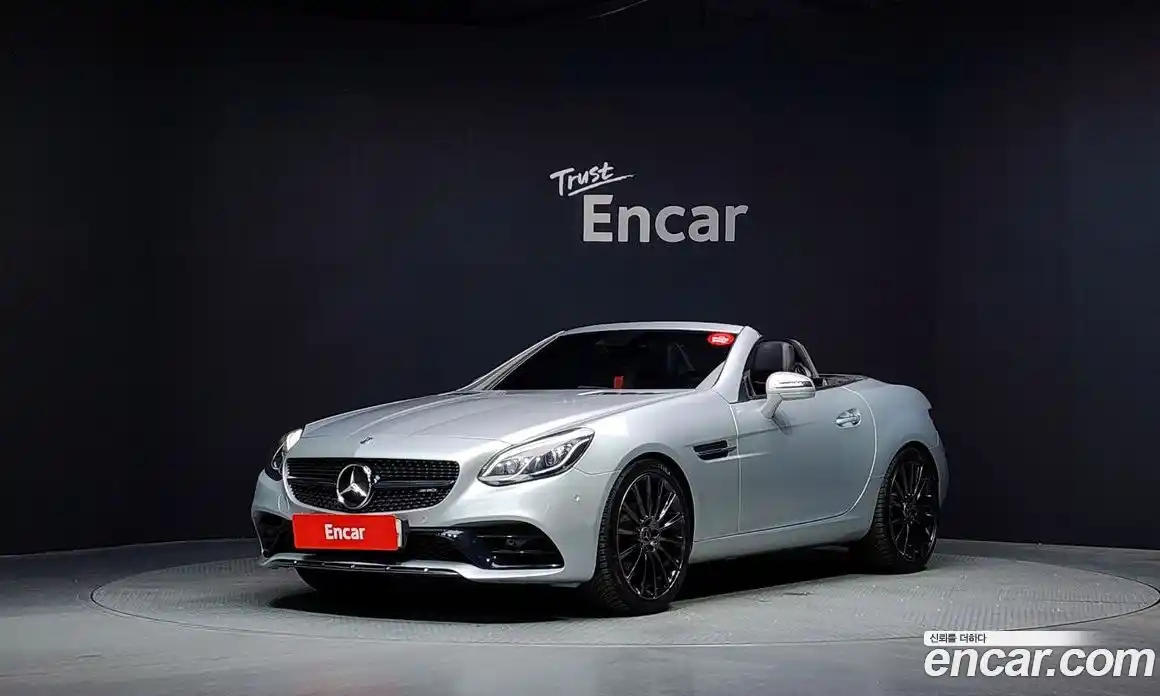 Mercedes-Benz SLC-Class 2017 2.0 гидро, фото 1 Mercedes-Benz SLC-Class 2017 2.0 гидро, фото 1