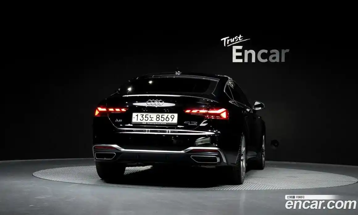 Audi A5 2021 2.0 автомат (гидро), фото 3