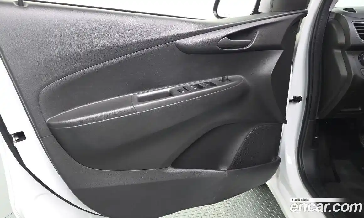 Chevrolet Spark 2018 1.0 автомат (гидро), фото 14