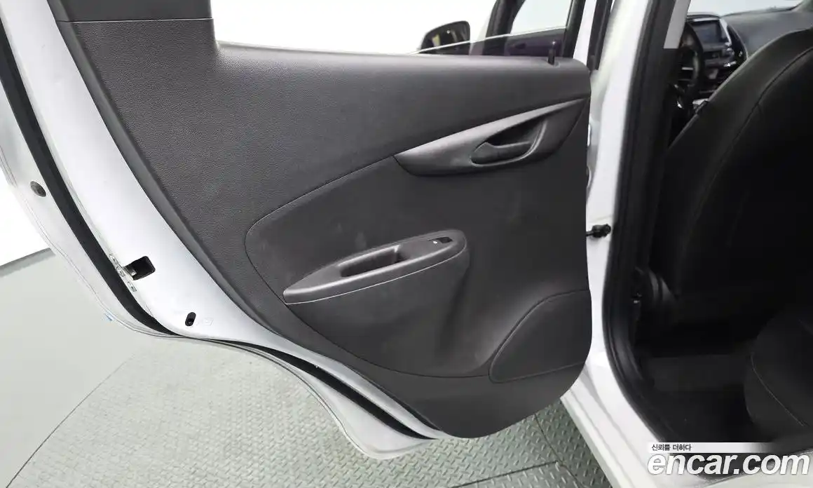 Chevrolet Spark 2018 1.0 автомат (гидро), фото 15
