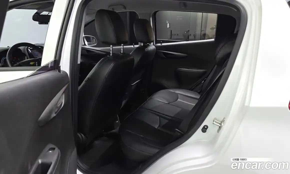 Chevrolet Spark 2018 1.0 автомат (гидро), фото 16