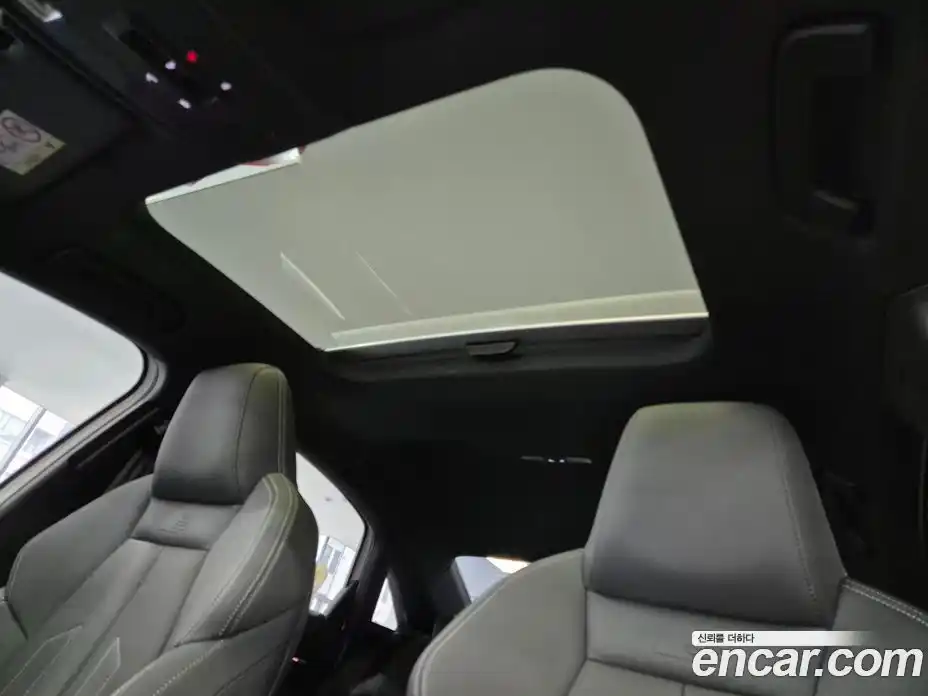 Audi A3 2025 2.0 автомат (гидро), фото 17