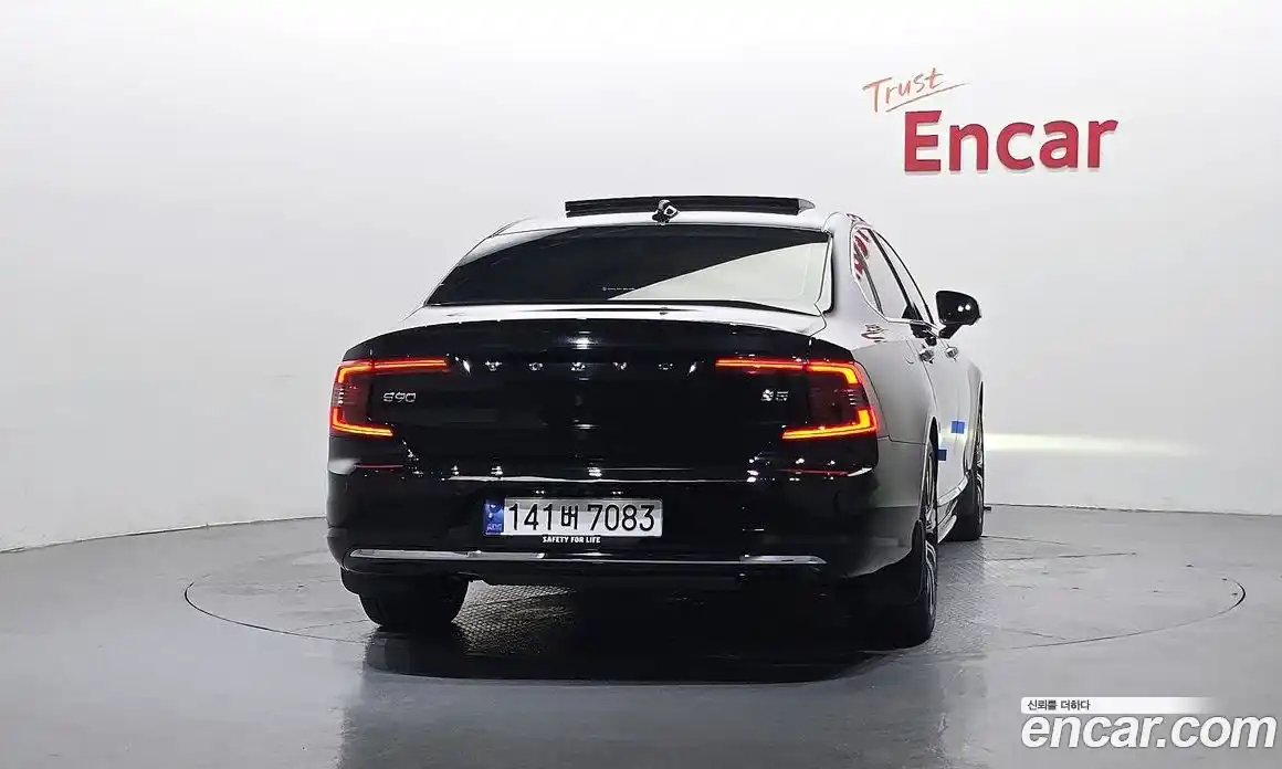 Volvo S90 2023 2.0 автомат (гидро), фото 4
