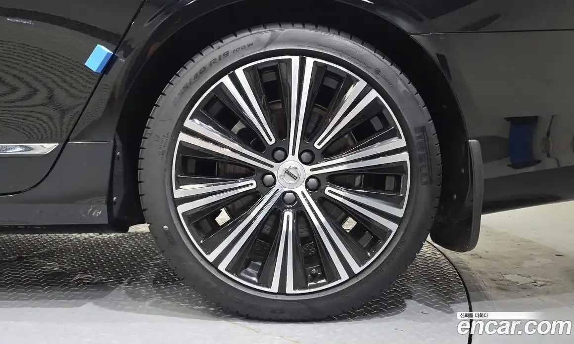 Volvo S90 2023 2.0 автомат (гидро), фото 7